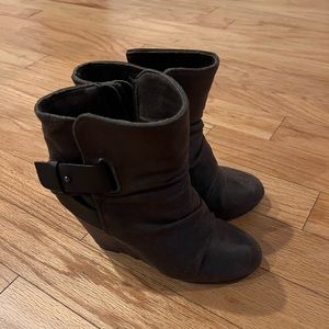 Size 6 Aldo suede wedge buckle booties